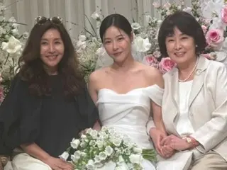 演員樸荷娜被公認為深受其他大牌明星喜愛的女演員...大明星傾情助陣她的婚禮
