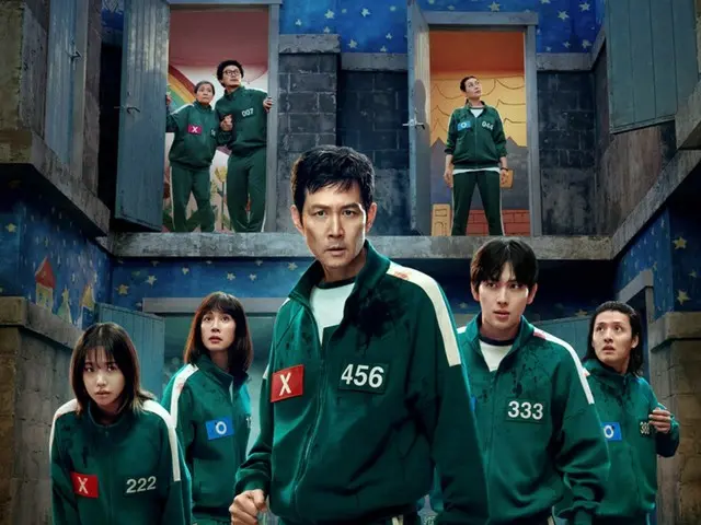 《魷魚遊戲第三季》以演員向粉絲們致詞和手越勇也現場表演韓國遊行拉開節日週序幕