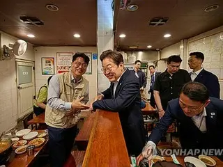 64% 的韓國民眾認為李明博總統“表現良好”，高於前幾屆政府