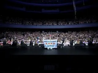 EXO BAEKHYUN 成功完成紐約和芝加哥演唱會...開始美國巡演