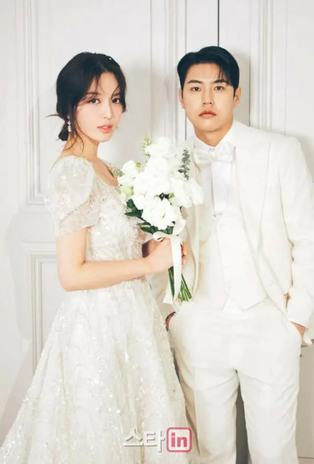 「AOA」末っ子ドファ（チャンミ）、ソリョンらメンバーが祝う中で結婚