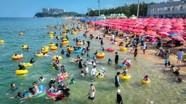 束草の海水浴場（記事と写真は無関係）