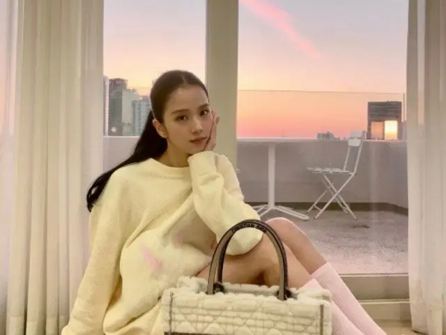 「BLACKPINK」Jisoo 分手後美貌未變…清純的顏值讓人心潮澎湃