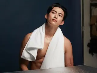 《2PM》澤演背影也很性感…肌肉發達的身材暴露了
