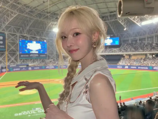 「aespa」溫特的洋娃娃般的美麗...在MLB揭幕戰中表現出色後