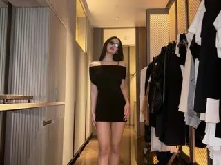 《BLACKPINK》Jennie 迷你裙美腿大放異彩