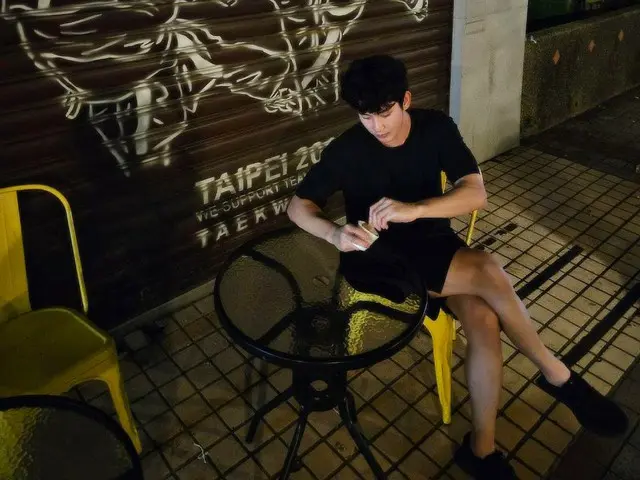 演員金秀賢晚上在台北街頭做什麼？