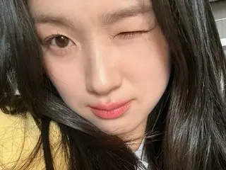 金惠允的特寫眨眼讓人心動不已......“可愛得快要窒息了”