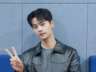 VIXX 的 N 看起來很酷，即使只是做一個和平手勢......他出現在 Inkigayo 的幕後花絮曝光