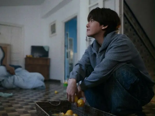 EXO伯賢發布新歌《Lemonade》MV，充滿浪漫幻想！ （含影片）