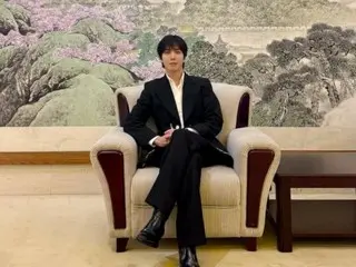 CNBLUE 鄭容和展示其時尚西裝造型…從南京到東京