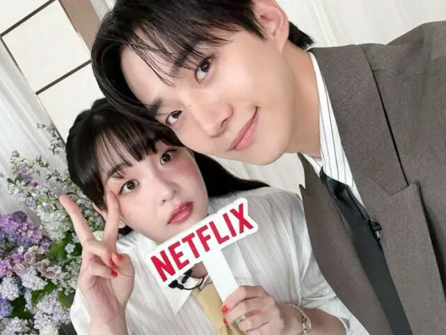 2PM 俊昊和金敏荷，視覺效果棒極了...期待他們在《太豐貿易公司》中的合作。