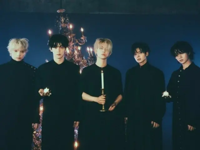 「TOMORROW X TOGETHER」的第三張日文正規專輯《Starkissed》在Oricon周榜上獲得雙冠王