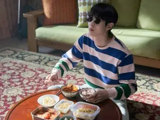 崔宇植、張慧珍和孔升妍在新年之際透過電影《第一》宣揚孝道